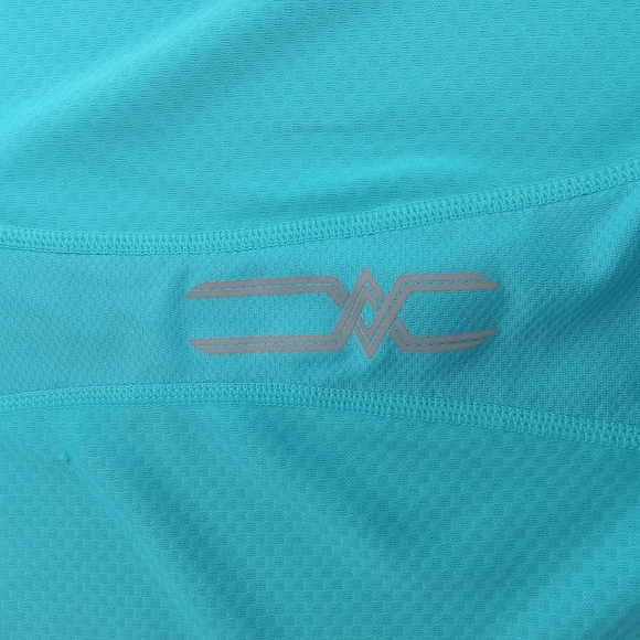 Mizuno Blue and Teal Athletic Shirt WOMEN'S SIZE MED. NWT - Picture 7 of 16